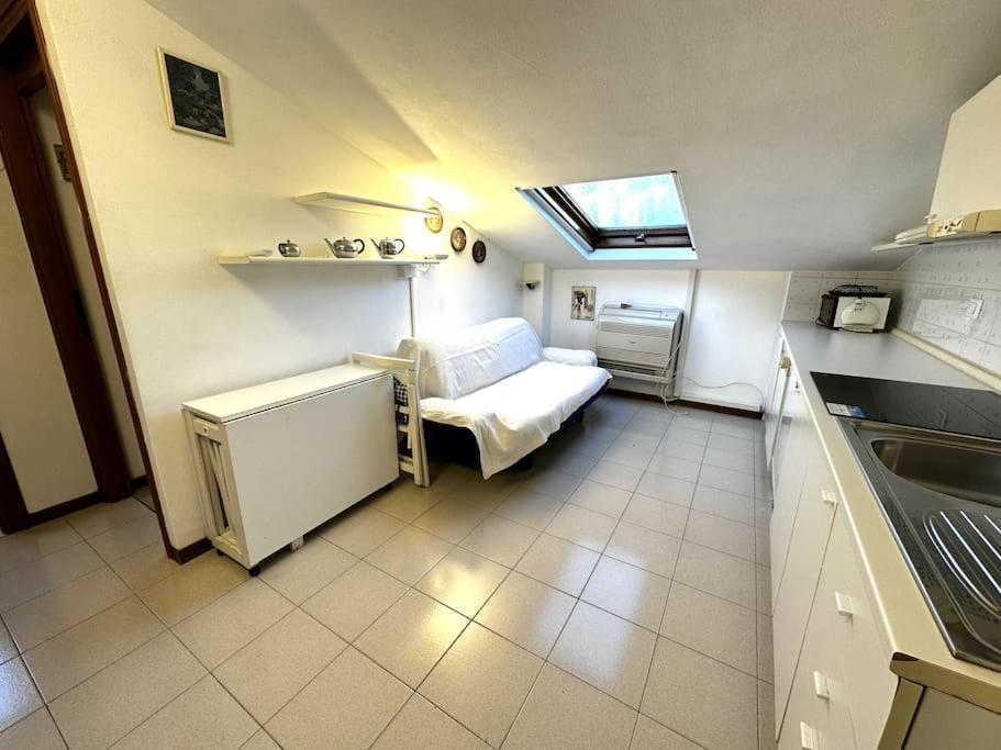 Suite A 1 Minuto Dalla Spiaggia A Piedi - ซานเรโม ภายนอก รูปภาพ